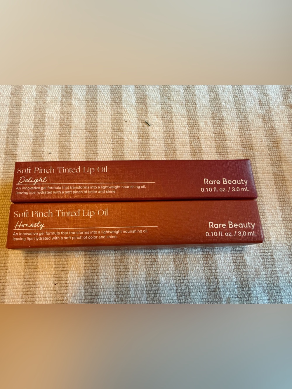 Rare Beauty Soft Pinch Tinted Lip Oil — Warm Rust Brown